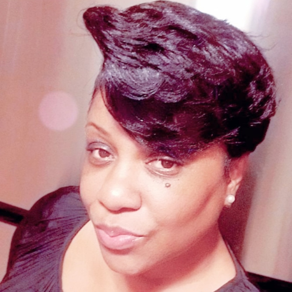 Meet your Posher, Shakela